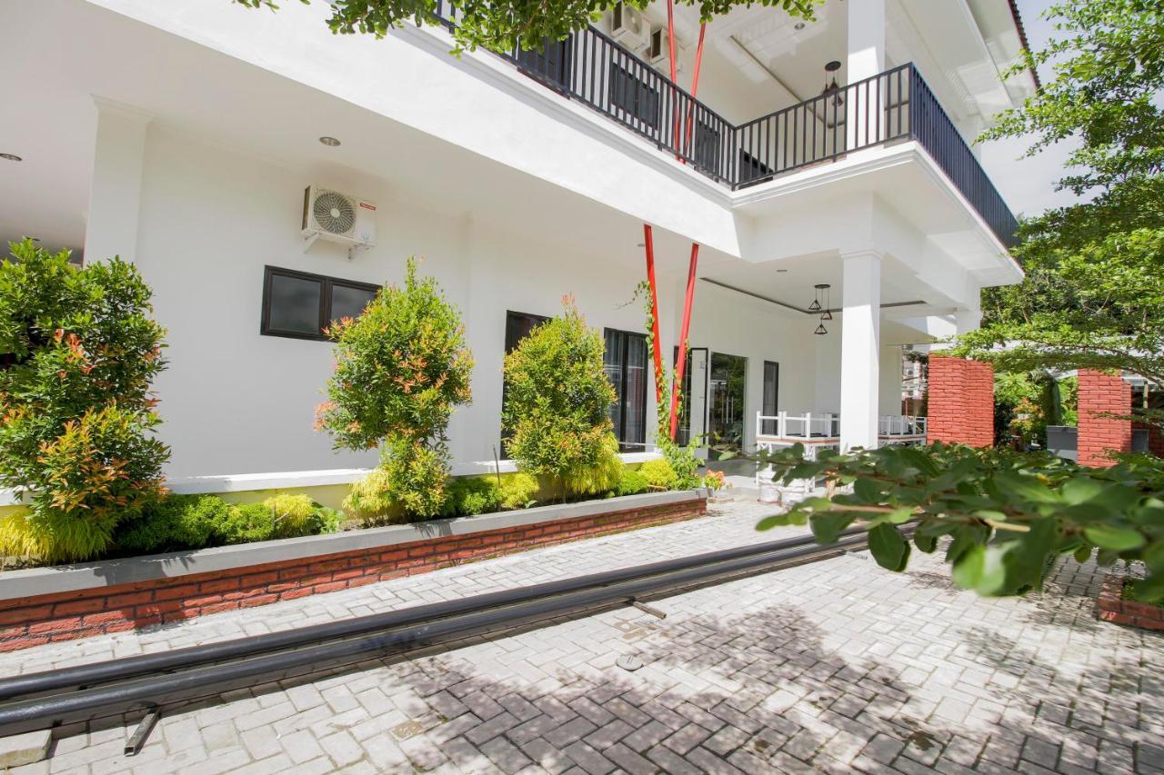 Reddoorz Premium @ Setiabudi Medan Sunggal Exteriör bild